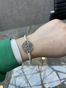 Aşk Düğümü Siyah Beyaz Detaylı Gümüş Bileklik
