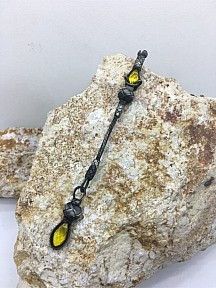 Enerjinin Işığı: Sarı Kristal Taşlı Oksitli Gümüş Kazaziye Tekli Tesbih Püskülü