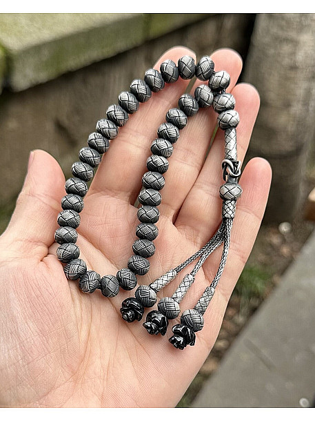 Gül Detaylı Üç Sallantılı Oksitli Gümüş Kazaziye Tesbih - Kazaz Sevenlere En Güzel Hediye