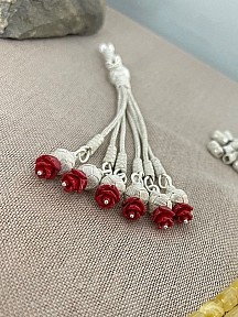Gümüş Kazaziye El Örgüsü Gül Detaylı Altı Sallantılı Tesbih Püskülü