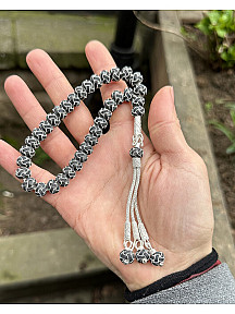 Gümüş Kazaziye El Örgüsü Orta Boy Renkli Top Detaylı Gümüş Kazaz Tesbih