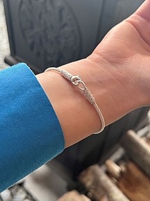 Gümüş Kazaziye Nazar Boncuklu Ve Dorika Detaylı Bileklik