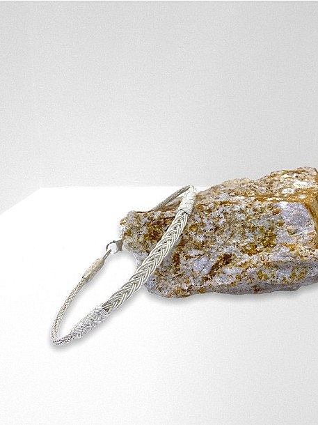 Gümüş Kazaziye Örgü Detaylı Bileklik