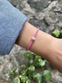 Gümüş Kazaziye Top Detaylı Pembe Bileklik