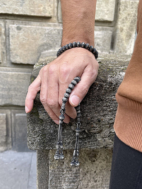 Maskülen Şıklıkta Oksitli Gümüş Kazaziye Zaza Tesbih ve Bileklik Kombini- Hediyelik Özel Kutusunda