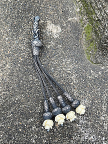 Renkli Gül Detaylı Dört Sallantılı Oksitli Gümüş Kazaziye El Örmesi Dörtlü Tesbih Püskülü