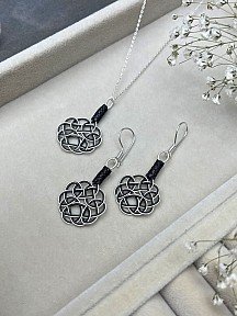 Gümüş Kazaziye Aşk Düğümü Siyah Beyaz Kolye Küpe Set - Set07 Iki Sıralı