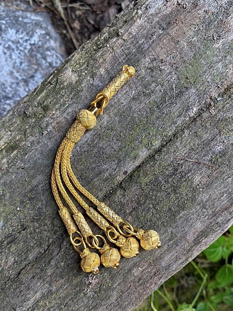 Yaldızlı Gümüş Kazaziye Klasik Dörtlü Püskül